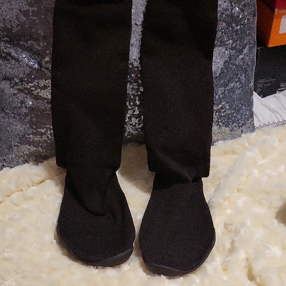 Yeezy Black Women's Shoes